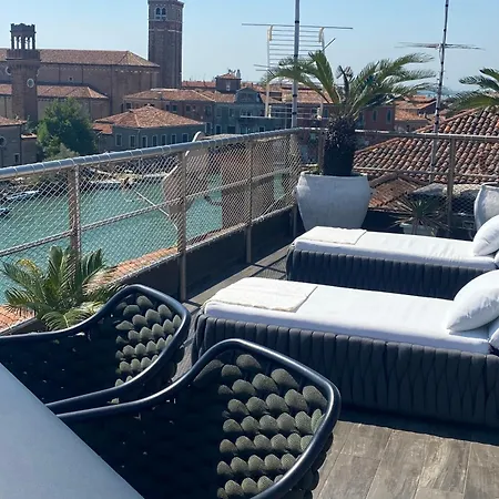 - Venezia (adults Only) * Murano