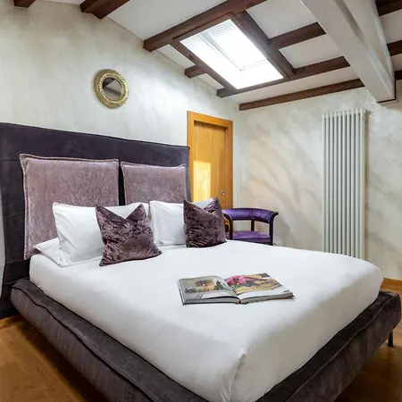 - Venezia (adults Only) * Murano