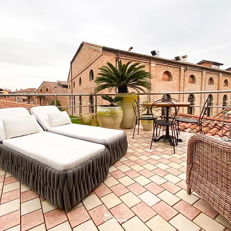 - Venezia (adults Only) *